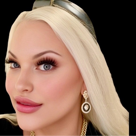 LAST 2! Gold/Black Tone Dangle Fashion Lion Head Earrings with Rhinestones! - Picture 3 of 6